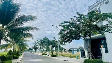 Đất nền giáp Bình Chánh - TP.HCM sổ sẵn, hạ tầng và tiện ích đã hoàn thiện. Giá chỉ từ: 1,99 tỷ/nền