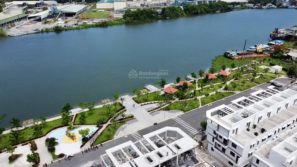 Mở bán 50 căn nhà phố LK - Khu đô thị biệt lập bên sông Vàm Cỏ Đông - Bến Lức. Giá chỉ từ: 3 tỷ/căn