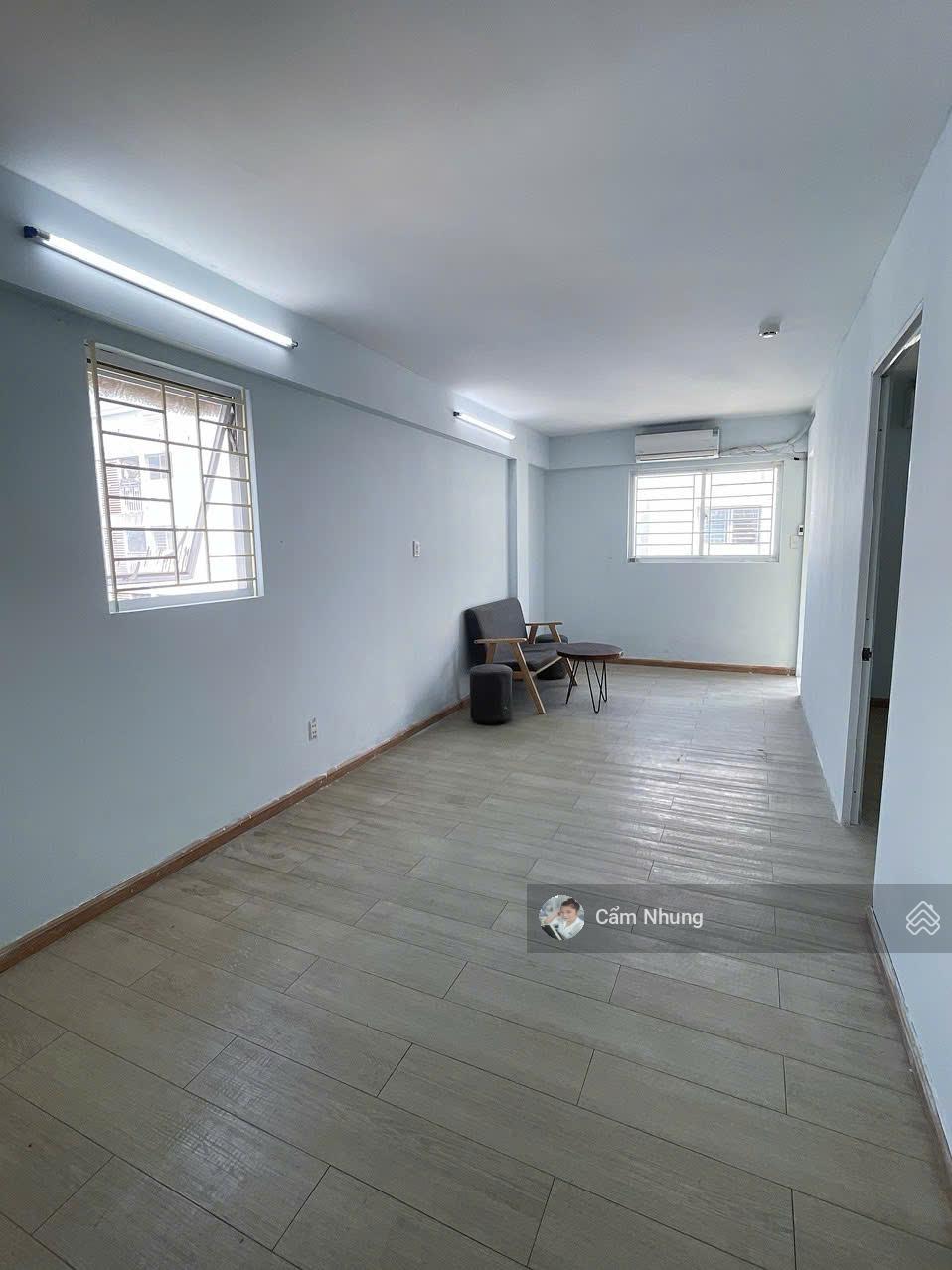 Bán căn hộ tại ehome4, tầng 4, DT 41m2 giá chỉ 980tr nhà đẹp góc nhà sáng LH ngay 0908 002 ***