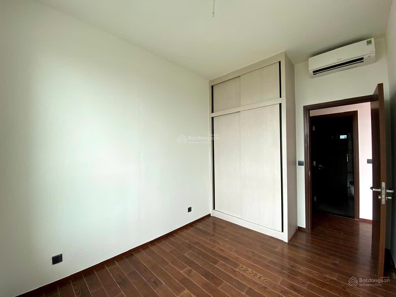 Chính chủ cần bán căn hộ chung cư D'Edge 3PN cực rẻ 18tỷ lầu cao view sông gọi 0934 649 ***