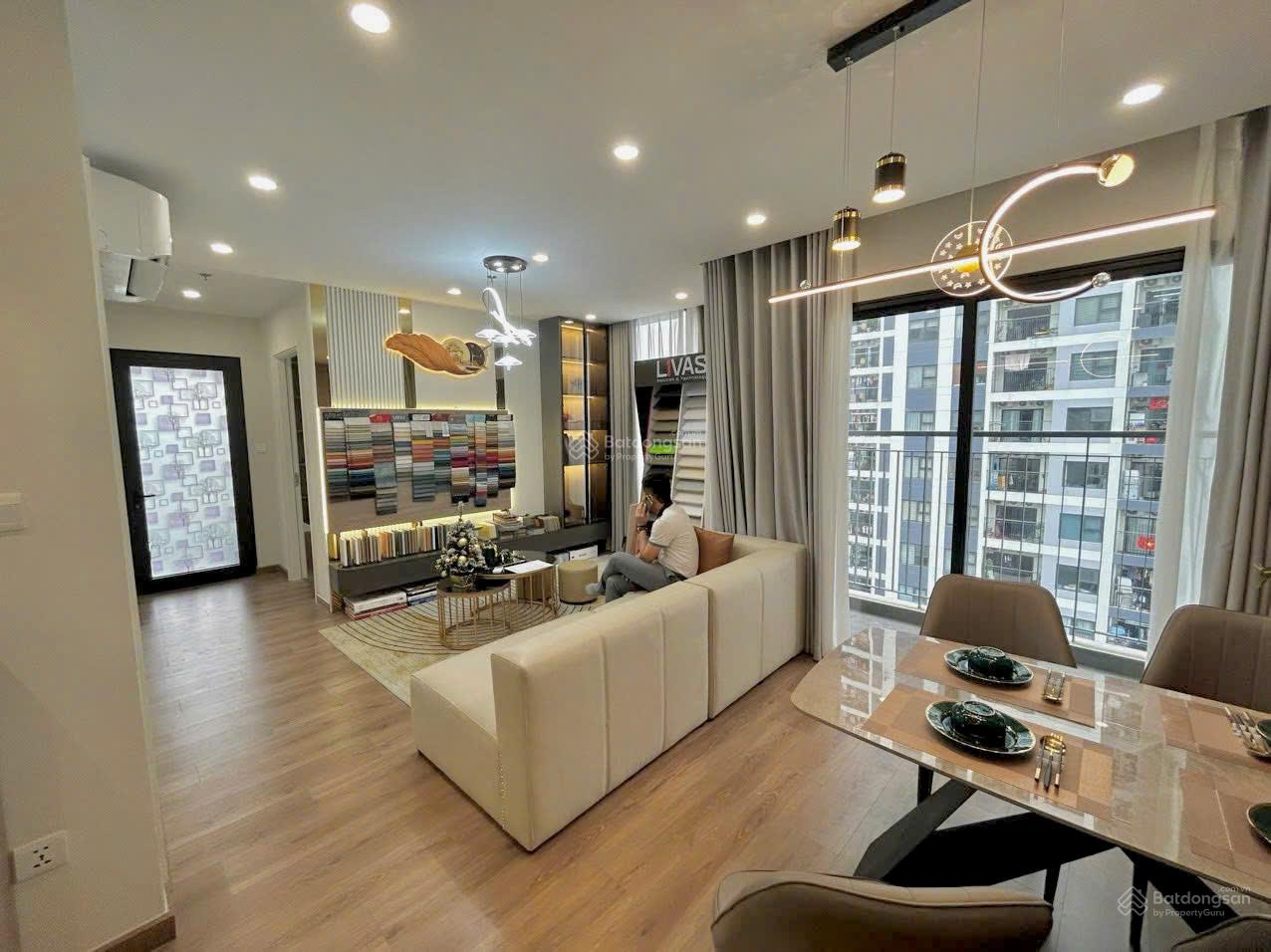 Chính chủ bán căn góc 2PN + 63,9m2, giá 4,5 tỷ tầng trung, hướng mát, có slot ô tô toà Imperia