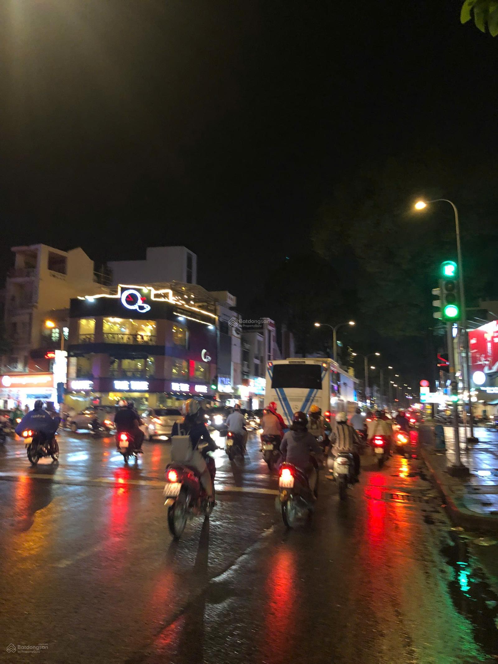 BÁN NHÀ MT TRẦN QUANG DIỆU P.14 Q.3 - 11X11M. CN 144M2 - GPXD HẦM,7 LẦU - HĐT 135TR/TH - 48 TỶ