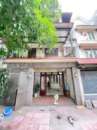 Bán Liền Kề Vĩnh Hoàng, DT 115m 4 tầng, giá 33 tỷ, LH 0989 604 ***