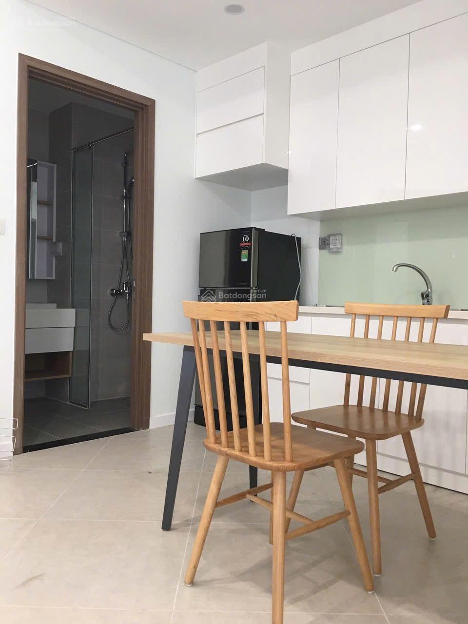 Bán lỗ căn studio Đông Nam giá 1.950 tỷ, căn 1PN riêng biệt giá 2 tỷ LH: 0901 383 ***
