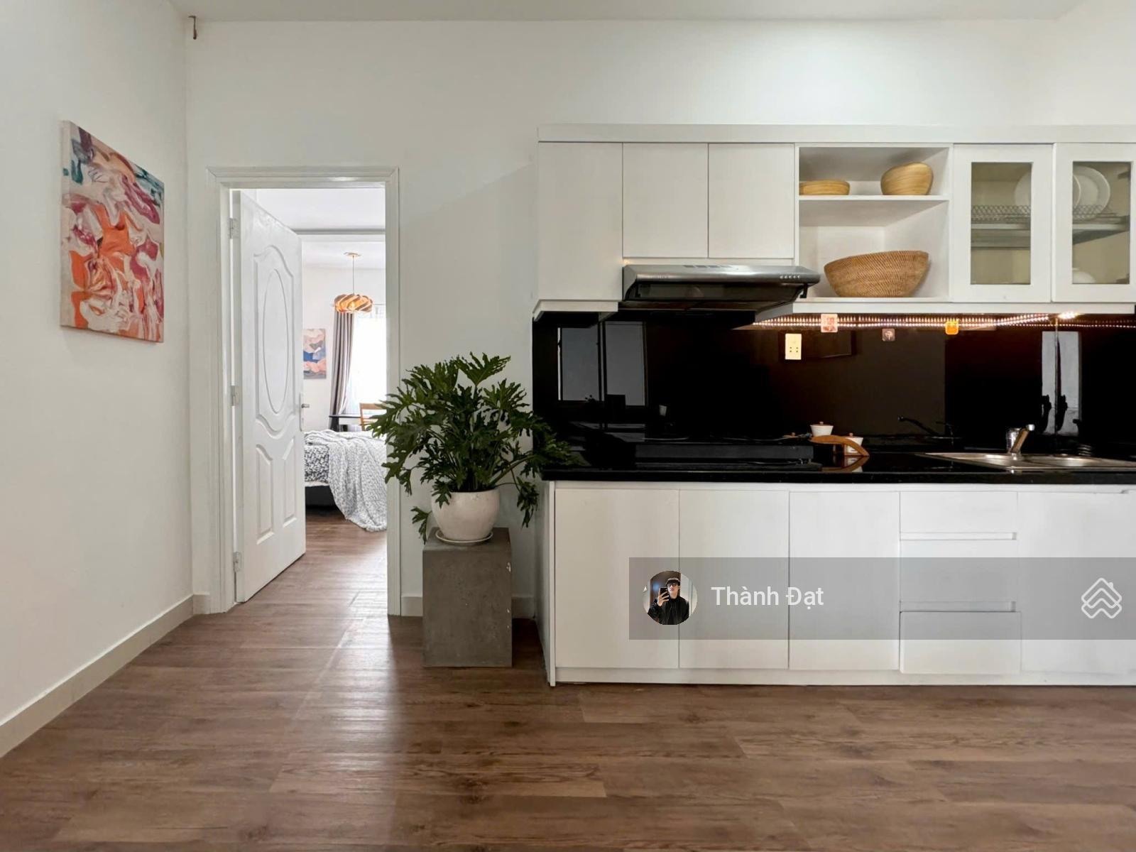 Thuê căn hộ Hai Bà Trưng Q.1, 1 phòng ngủ 1 phòng khách 40m2 - thang máy, gần công viên Lê Văn Tám