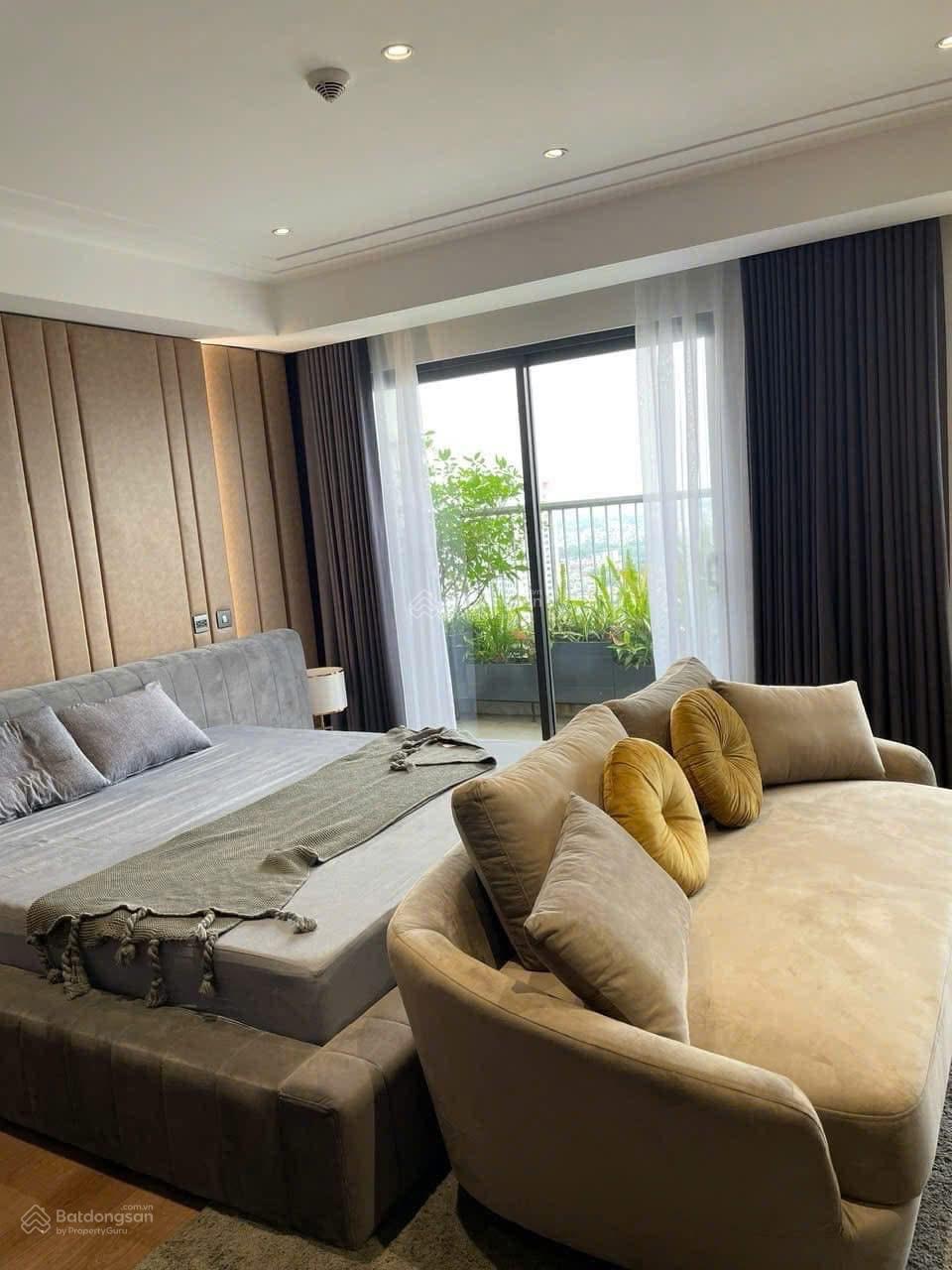 Chỉ 5.8 tỷ! Cần tiền bán gấp căn góc 3 ngủ Green Park, DT: 100m2, 3 ngủ 2 vệ sinh, full nội thất