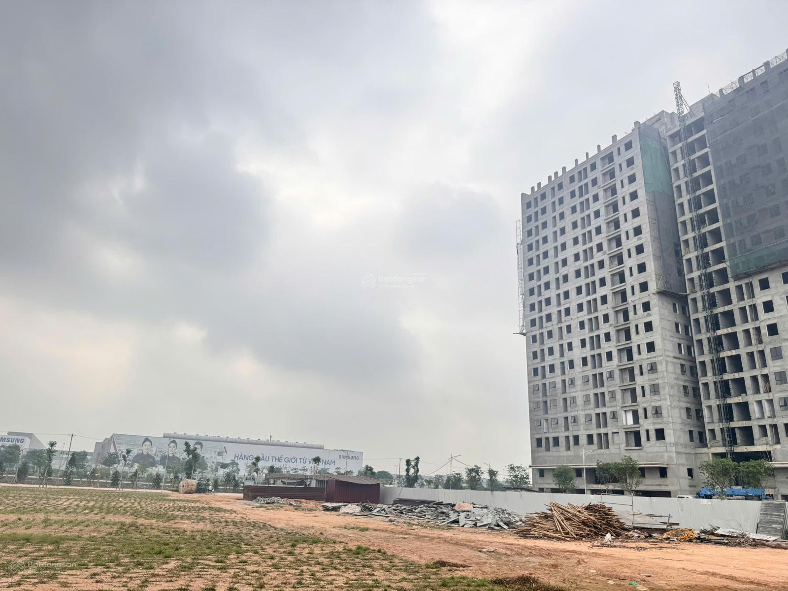 QUỸ CĂN ngoại giao Tầng 6-12 View hồ - GIÁ 1,3 tỷ - Sát cạnh KCN 1.000ha lớn nhất Miền Bắc
