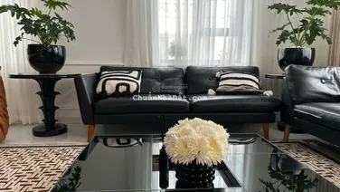 Bán BT Sài Đồng gần mặt phố Huỳnh Văn Nghệ 216m mt: 12,6m giá: 46,5 tỷ full nội thất