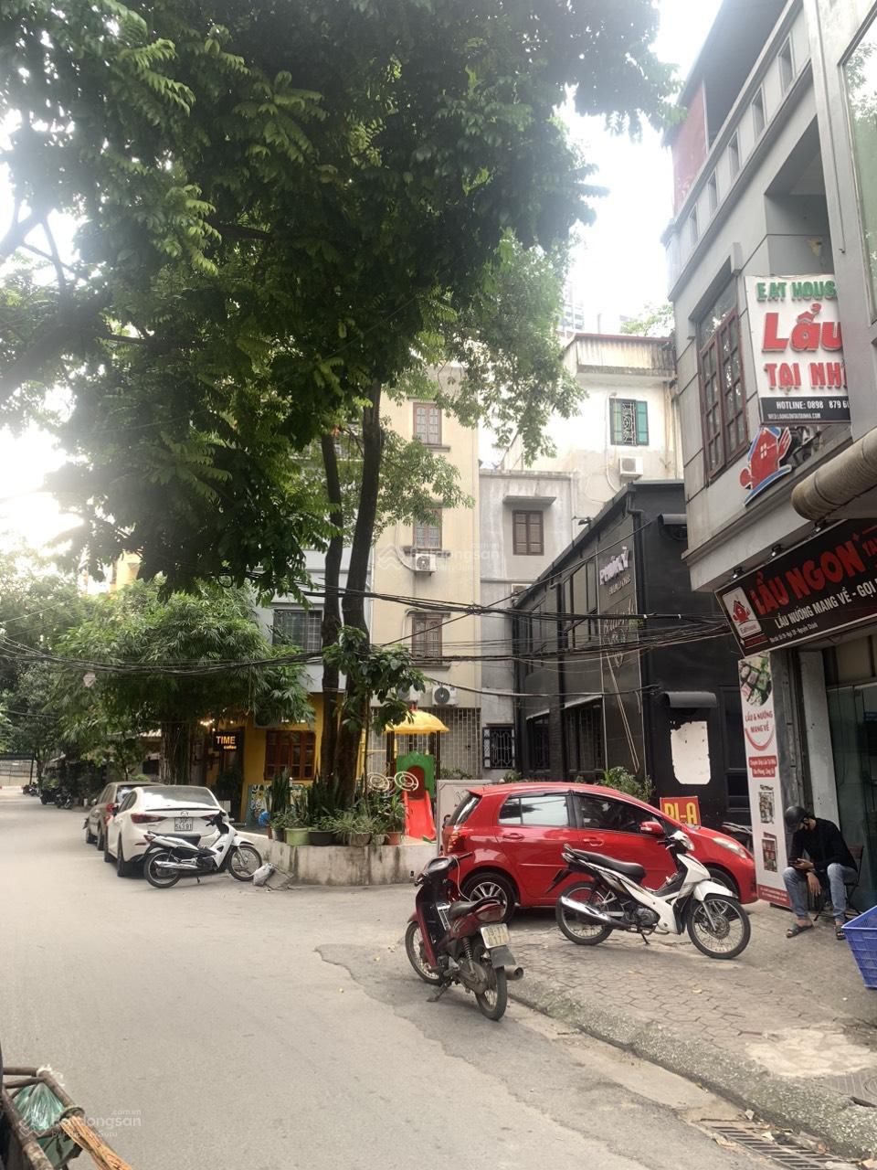 Bán nhà khu Nguyễn Chánh. Lô góc. Ô tô tránh nhau, có vỉa hè. Kinh doanh tốt