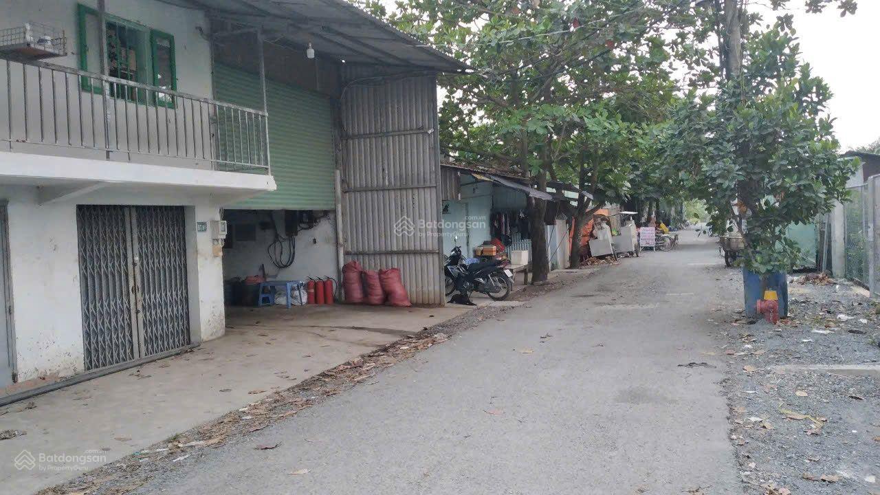 Bán xưởng đất thổ cư 100% 250 m2 giá 15 tỷ Hẻm Đường Trần Đại Nghĩa, xã Tân Kiên, Bình Chánh, TPHCM Bán xưởng đất thổ cư 100% 250 m2 giá 15 tỷ Hẻm Đường Trần Đại Nghĩa, xã Tân Kiên, Bình Chánh, TPHCM