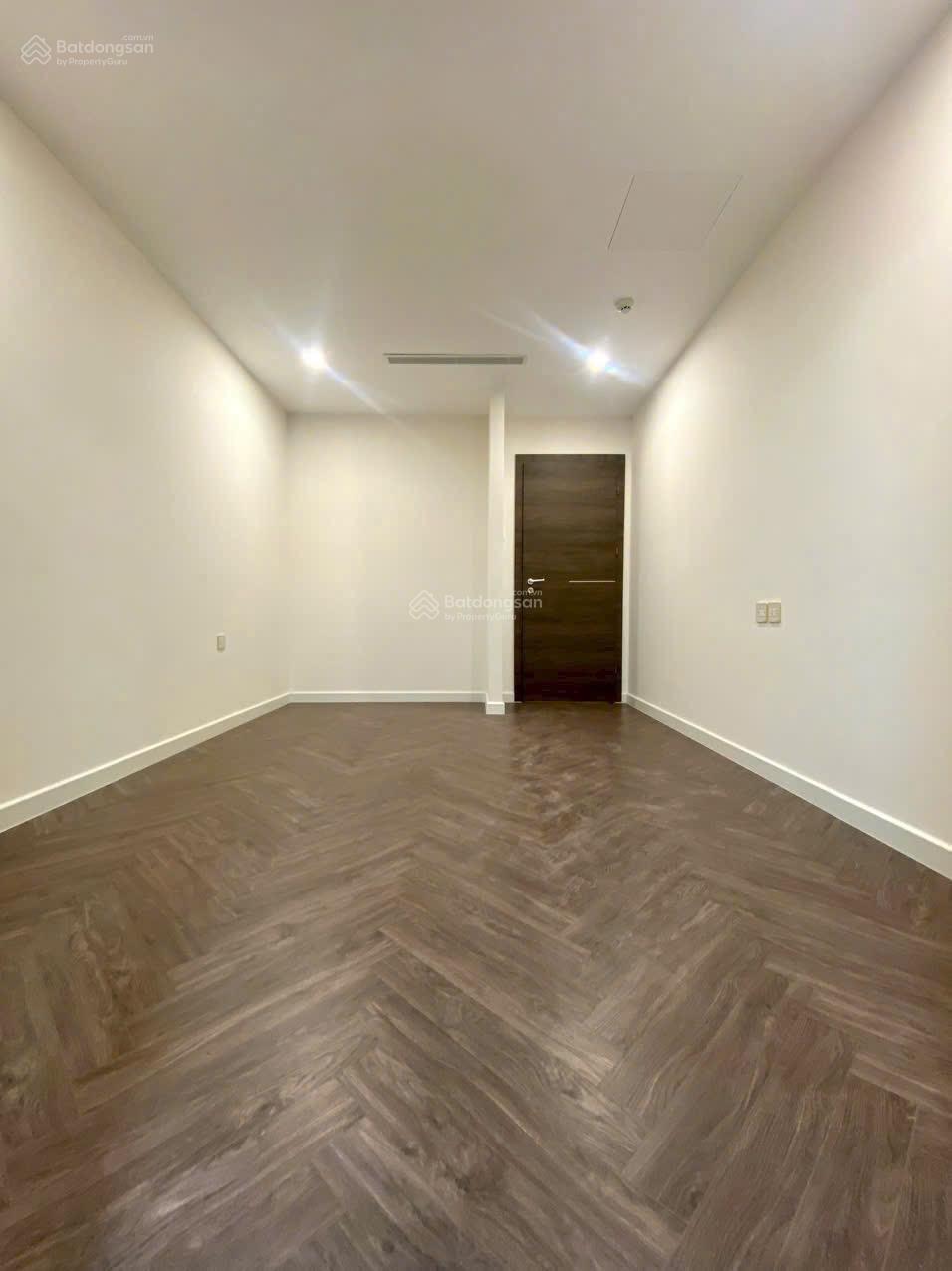 Cho thuê căn hộ 3PN+2WC Sunshine Diamond River giá 22tr Cho thuê căn hộ 3PN+2WC Sunshine Diamond River giá 22tr