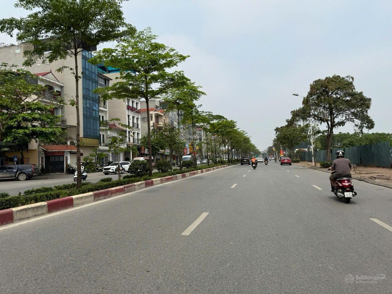 CẦN BÁN NHÀ MẶT PHỐ CỔ LINH LONG BIÊN HÀ NỘI. CẦN BÁN NHÀ MẶT PHỐ CỔ LINH LONG BIÊN HÀ NỘI.