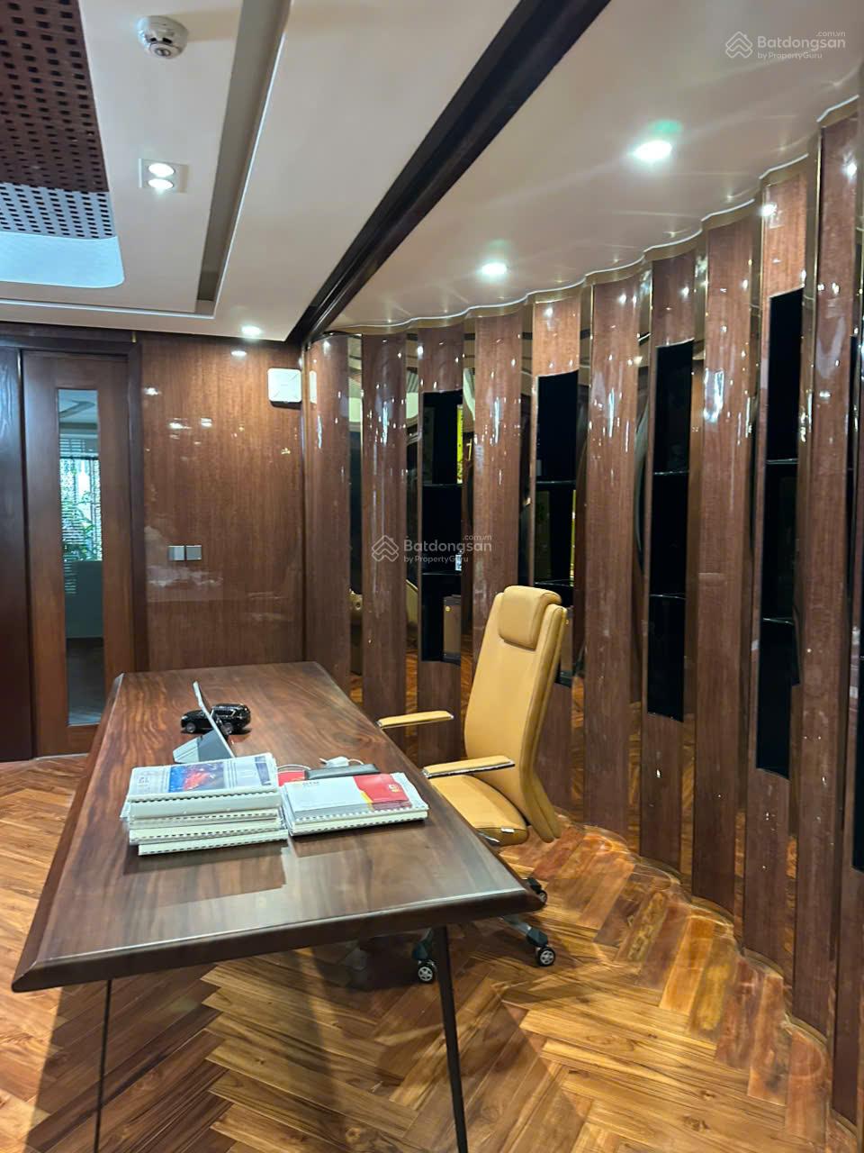 Hàng hiếm KĐT Dịch Vọng 55m2 5 tầng hiện đại có gara oto nội thất cao cấp. Giá chỉ 23 tỷ 0934 455 *** Hàng hiếm KĐT Dịch Vọng 55m2 5 tầng hiện đại có gara oto nội thất cao cấp. Giá chỉ 23 tỷ 0934 455 ***