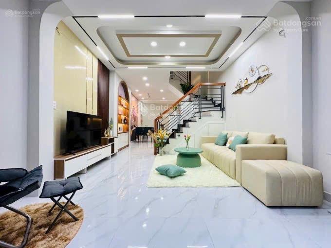 Sốc! Giá ngộp 3 tỷ200 tại Hoàng Hữu Nam, Quận 9, nhà 62m2 sổ hồng riêng, nhà mới hiện đại