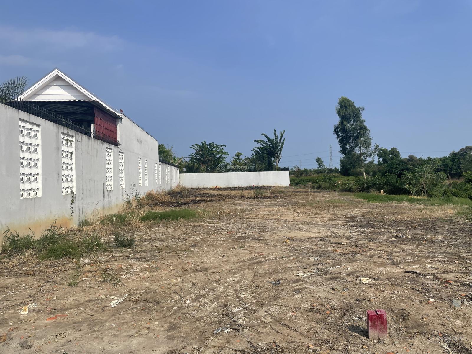 Cần bán 293m2 đất thổ, mặt tiền đường, view sông, xã Mỹ Lộc, kết nối TPHCM chỉ 17km