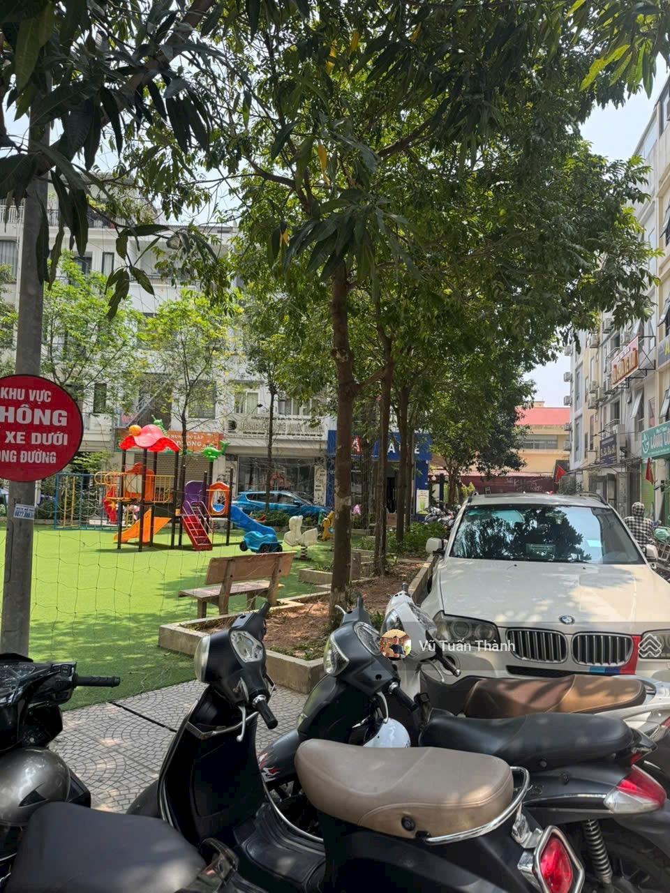 HIẾM NHÀ-BÁN GẤP NHÀ VƯỜN THÔ TỔNG CỤC 5 TÂN TRIỀU-VIEW VƯỜN HOA- GIÁ THỰC SỰ TỐT