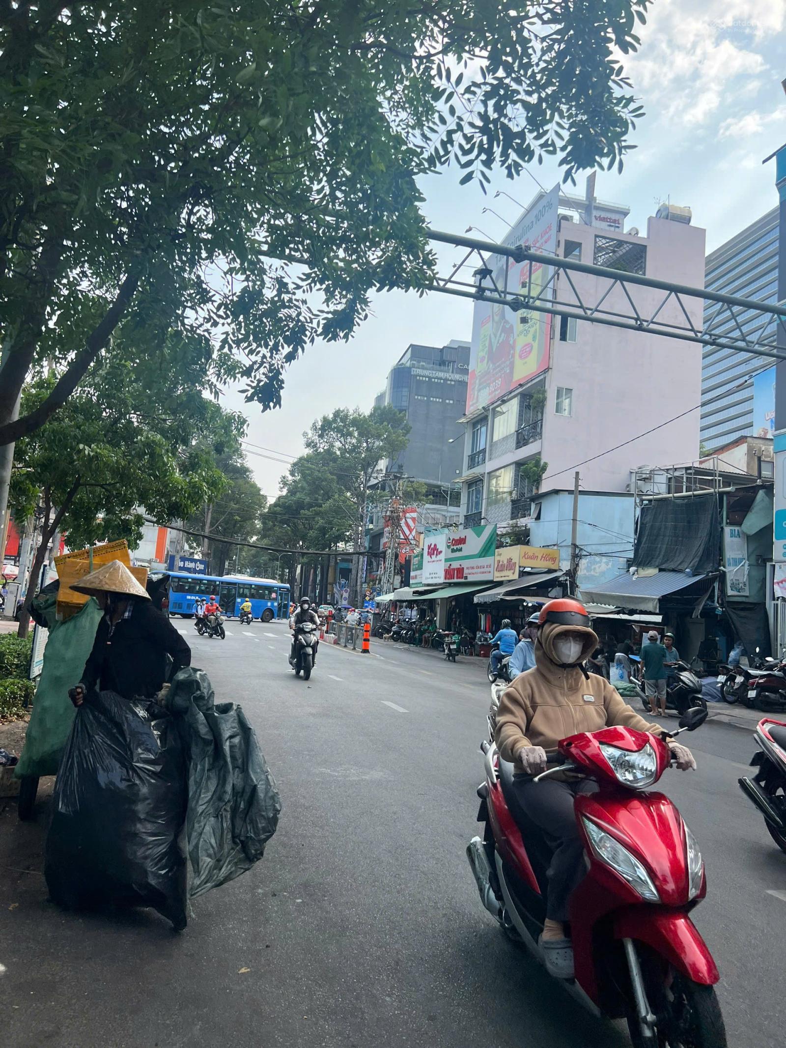 Cho thuê nhà mặt tiền đường Lý Chính Thắng, Quận 3