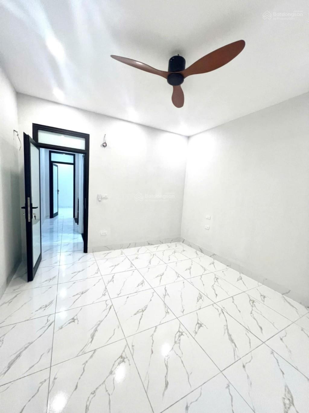 Bán nhà Hưng Phúc, Tam Trinh 6,6 tỷ, 48,2 m2, giá siêu hời, Hoàng Mai, Hà Nội, mới koong, sổ đẹp