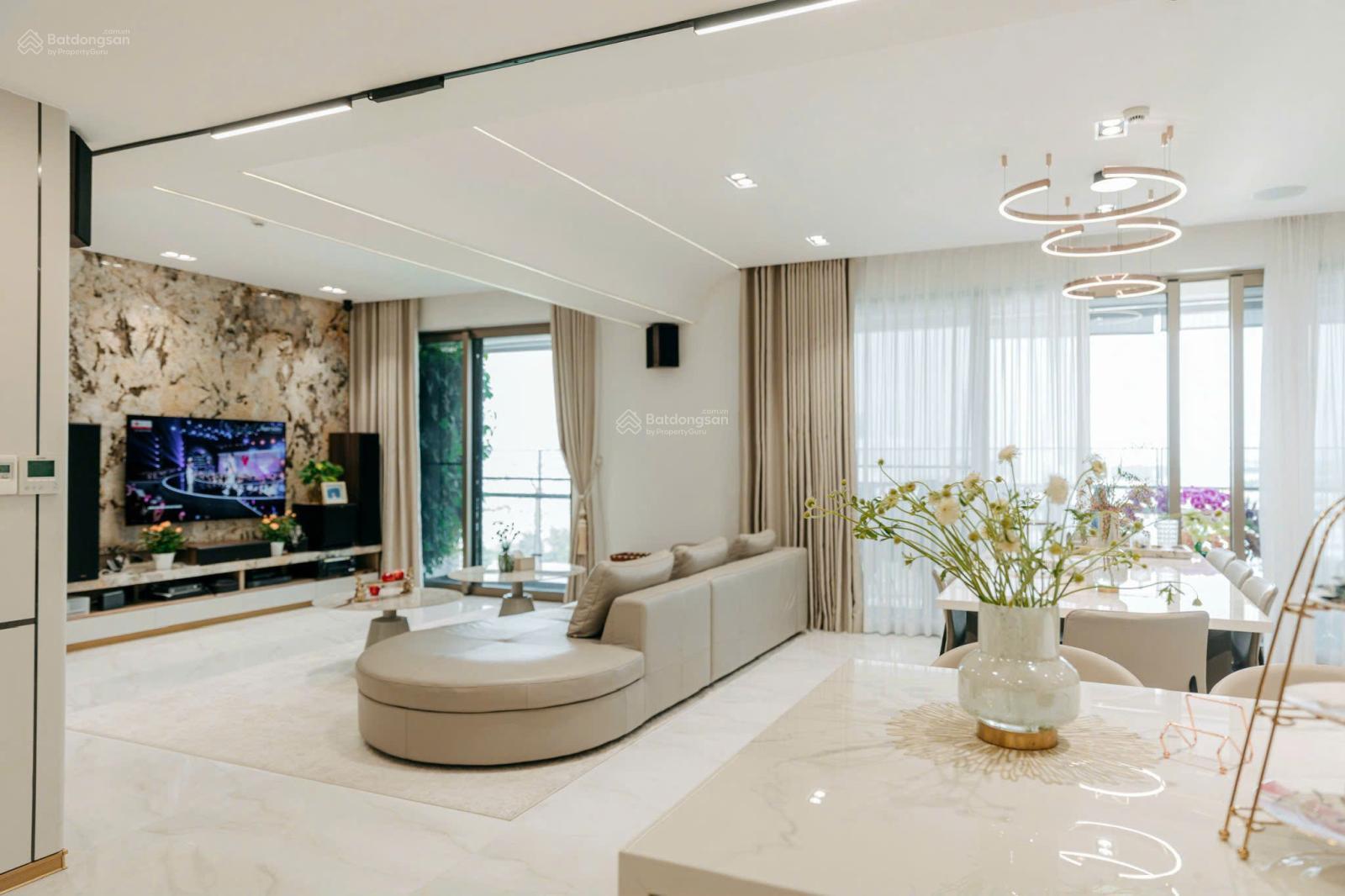 Bán gấp CC 4PN 3WC tại The Peak, Tân Phú, Q7, 34 tỷ, 210m2