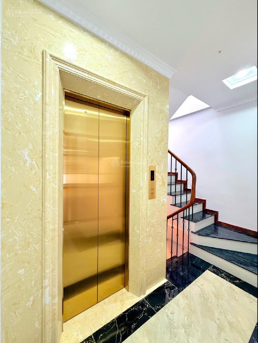 Bán nhà An Khánh 65 m2, nhà 6 tầng, giá chỉ 10,5 tỷ Bán nhà An Khánh 65 m2, nhà 6 tầng, giá chỉ 10,5 tỷ