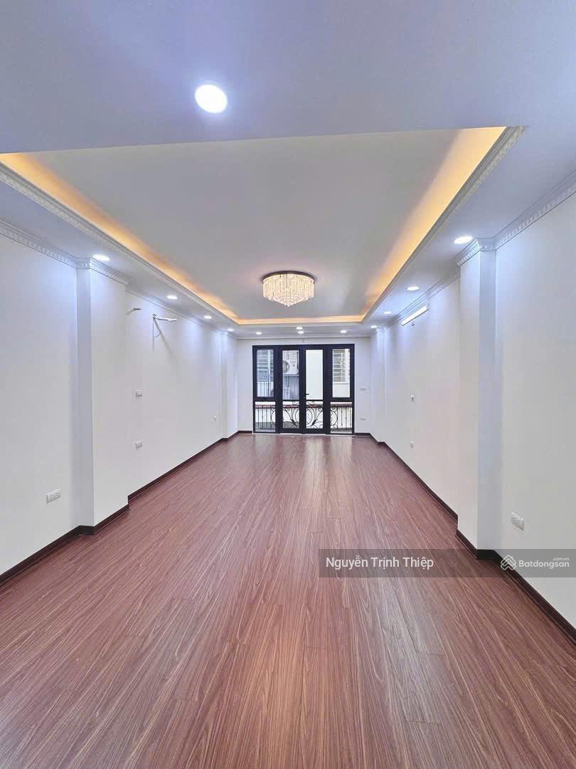 Siêu Hót! bán gấp nhà Ô tô 7 chỗ vào nhà Lạc Long Quân Tây Hồ.DT 41m x 7Tầng tháng máy giá 11.3 Tỷ