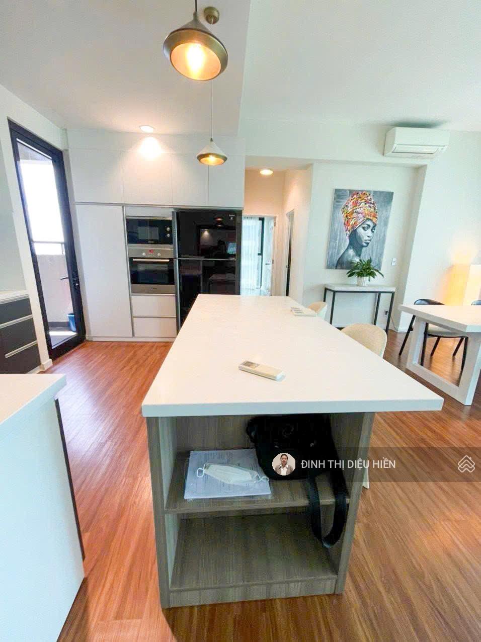 Căn 2pn 103m2 view trực diện sông cần cho thuê LH xem nhà 24/7: 0904 379 ***