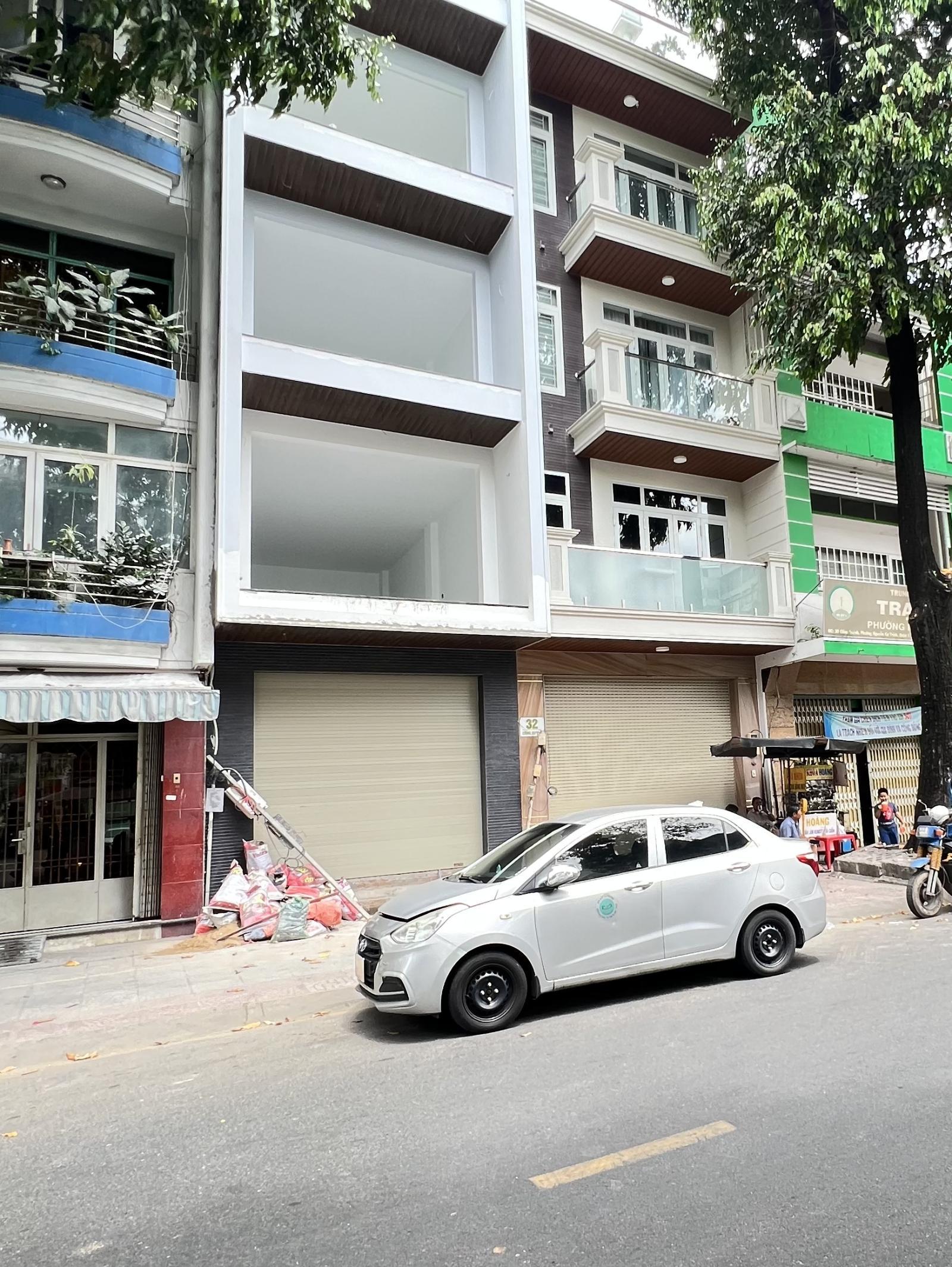 Kẹt Bank - Bán nhà mặt tiền Cống Quỳnh Q1 - DT 4x19m XD 4 tầng ST - Giá 28 tỷ