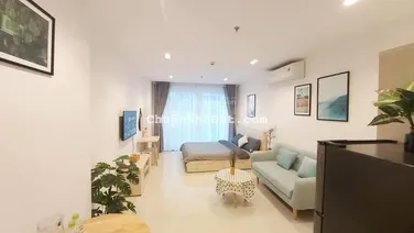 Bán căn hộ chung cư oficetel Sky Center, 2 tỷ750 36m2, 1PN, 1WC, nội thất đầy đủ, uy tín