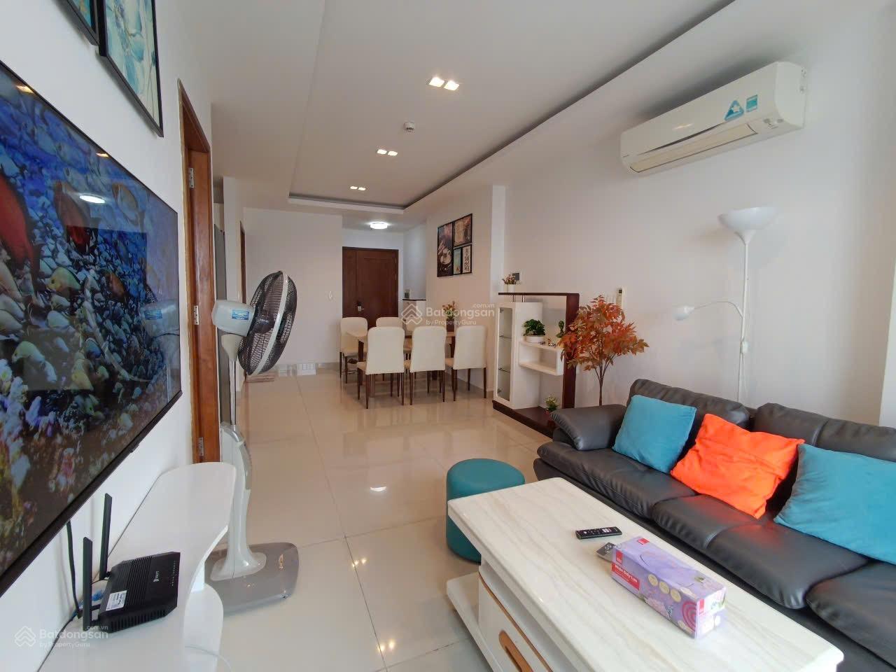 Cho thuê căn hộ 2PN, 80m2 tại Sky Center, chỉ với 16 triệu VND , Đầy đủ nội thất vào ở liền