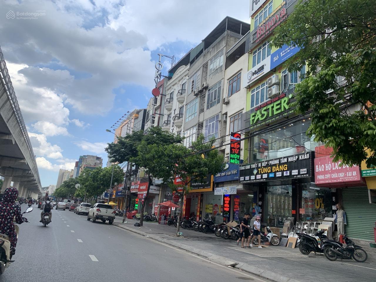 Chính chủ bán gấp 98m2 đất mặt đường Cầu Diễn, 2 mặt thoáng, vỉa hè kinh doanh, giá 25,4 tỷ.