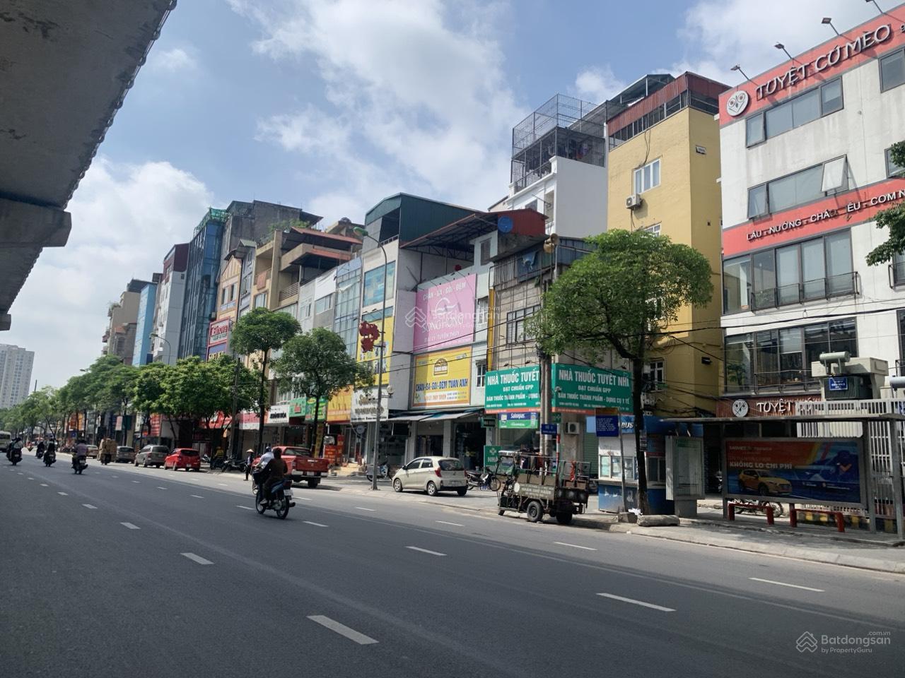 Chính chủ bán gấp 98m2 đất mặt đường Cầu Diễn, 2 mặt thoáng, vỉa hè kinh doanh, giá 25,4 tỷ.