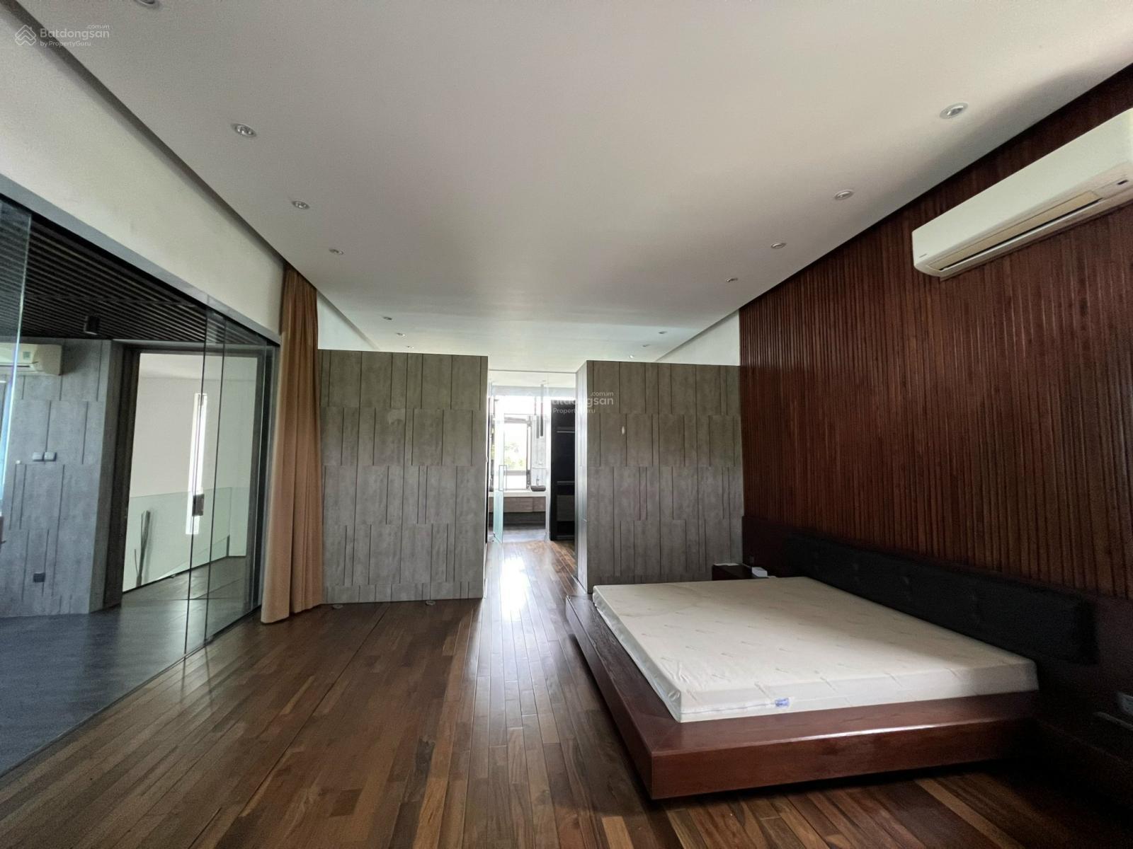 Bán biệt thự Riviera Cove ven sông Rạch Chiếc nhỏ 55 tỷ 60 tỷ. Biệt thự gần downtown Global City