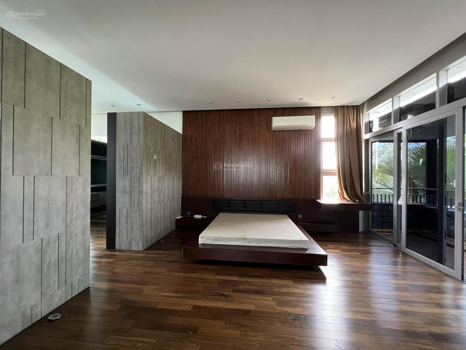 Bán biệt thự Riviera Cove ven sông Rạch Chiếc nhỏ 55 tỷ 60 tỷ. Biệt thự gần downtown Global City