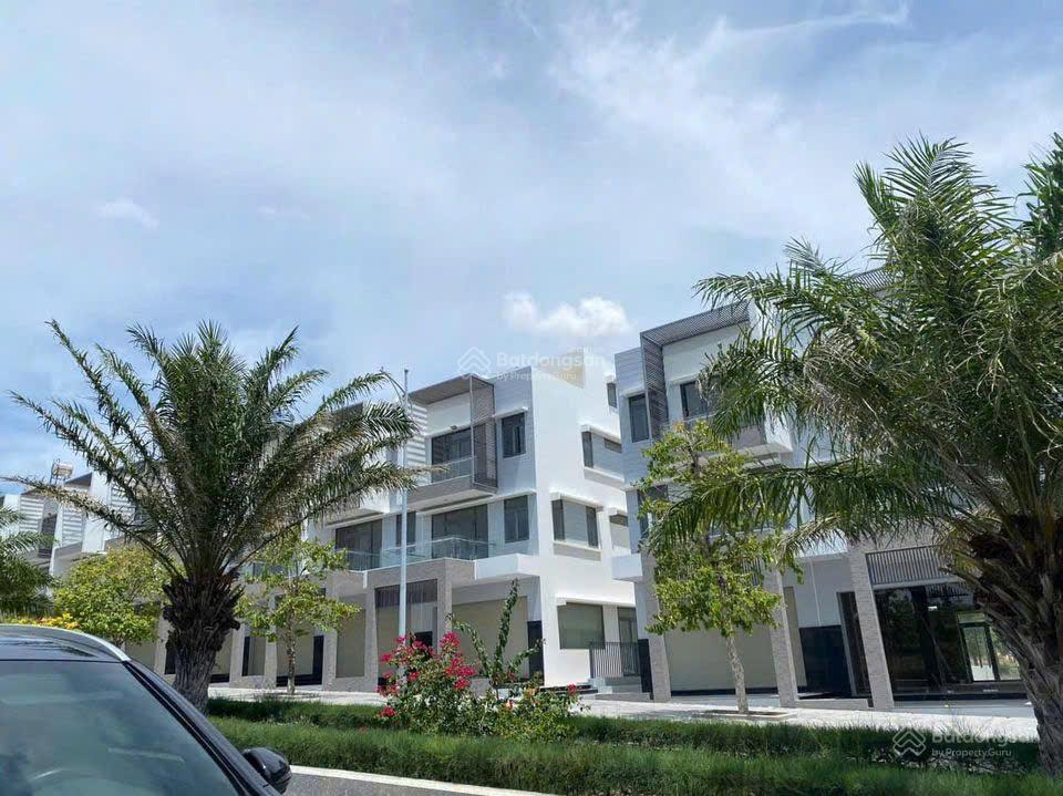 Duy nhất lô đất shophouse tại Para Grus giá 20,5 triệu/m2