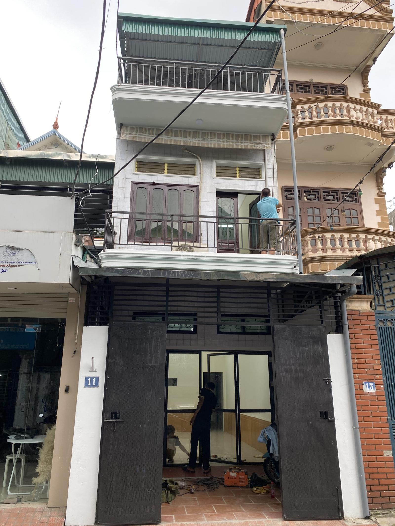 Cho thuê nhà 90m2 x 3 tầng tại ngõ 332 đường Ngô Gia Tự, quận Long Biên, Hà Nội