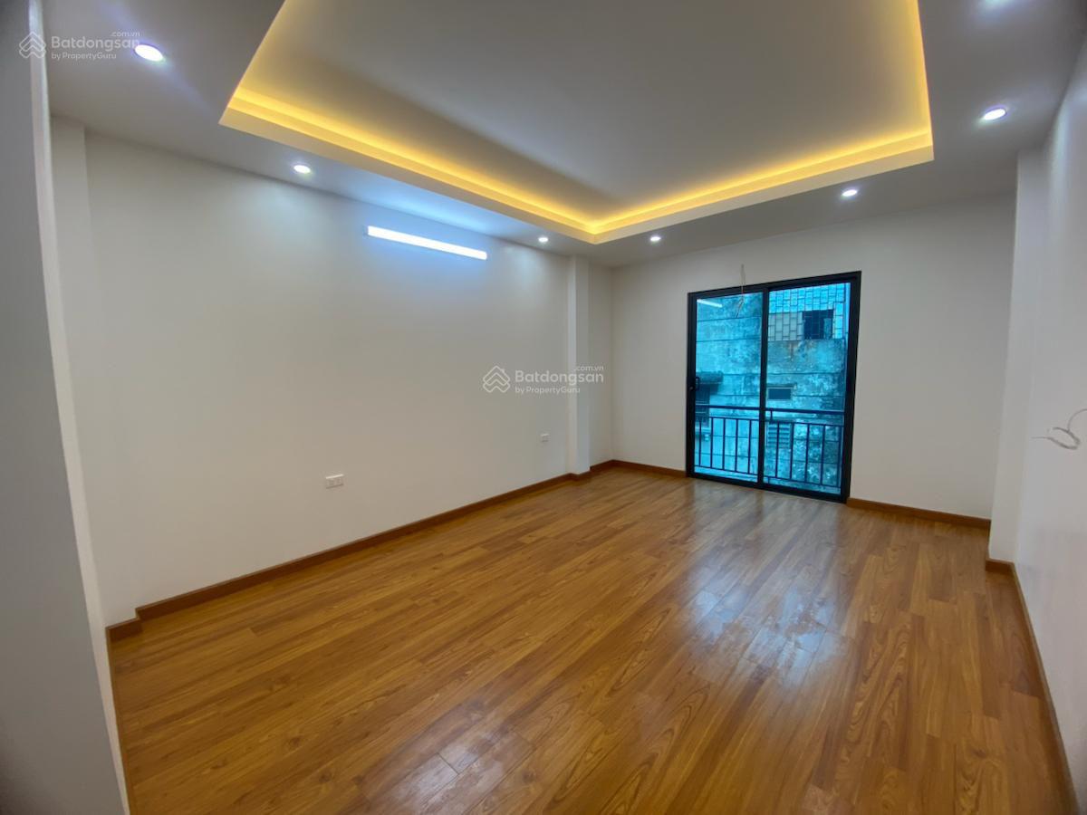 Vĩnh Phúc - Hoàng Hoa Thám, nhà mới, tháng máy, ngõ 3 gác thông, 40m ô tô đỗ, mới ở ngay, 42m2*6T