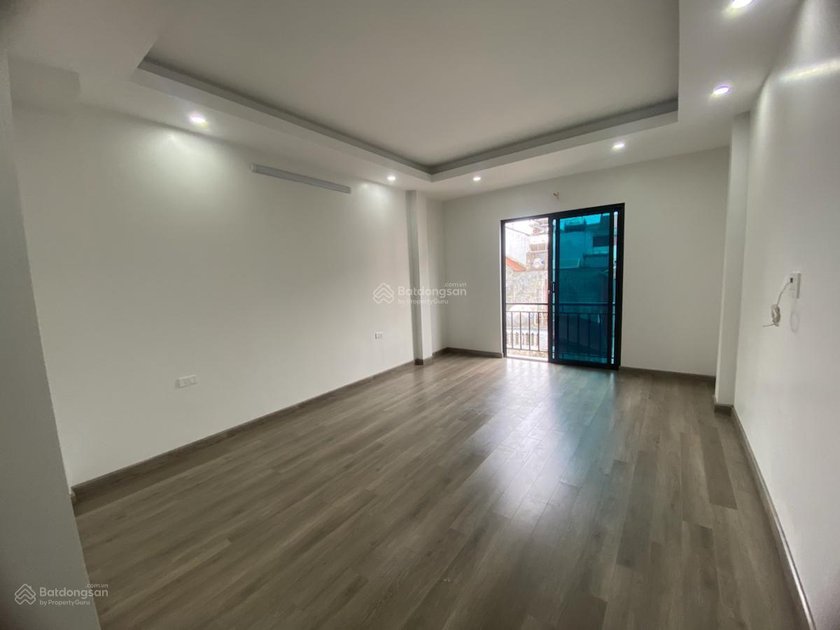 Vĩnh Phúc - Hoàng Hoa Thám, nhà mới, tháng máy, ngõ 3 gác thông, 40m ô tô đỗ, mới ở ngay, 42m2*6T