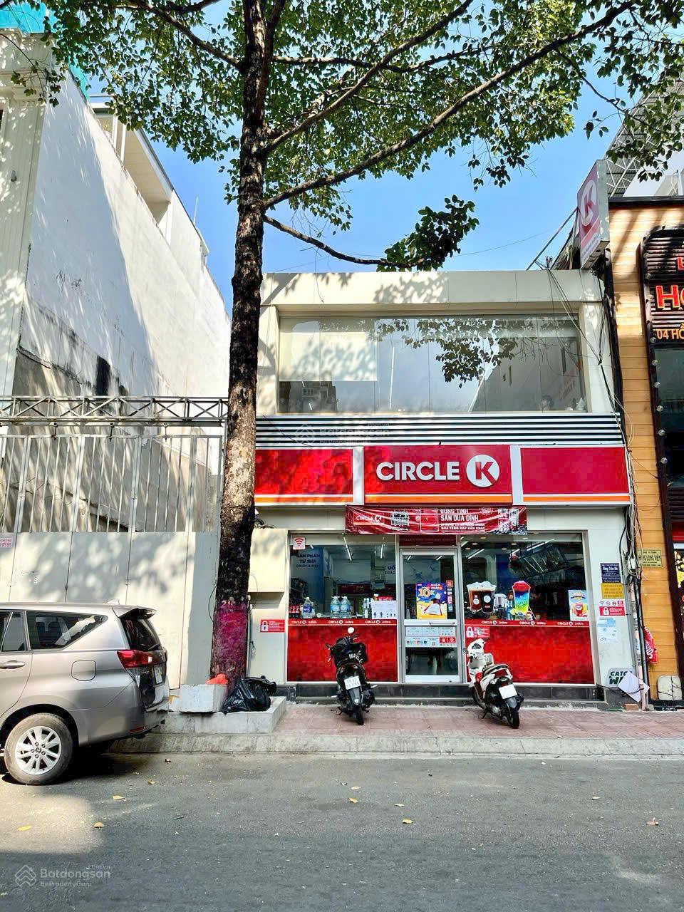 Bán nhà mặt tiền Lê Thánh Tôn - DT: 4.5 x 24m - 2 tầng - Giá bán: 50 tỷ TL - Tin thật 100%