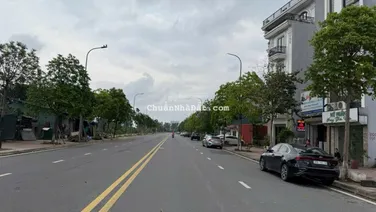Cần bán đất đấu giá Cự Khối, Long Biên Hà Nội - view hồ công viên