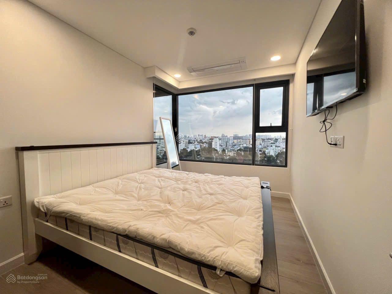 Cho thuê căn hộ Screc Tower, 82M2, căn góc, 2pn, 2wc, nhà đẹp, 14tr/tháng, LH 0932 874 *** - Hoà