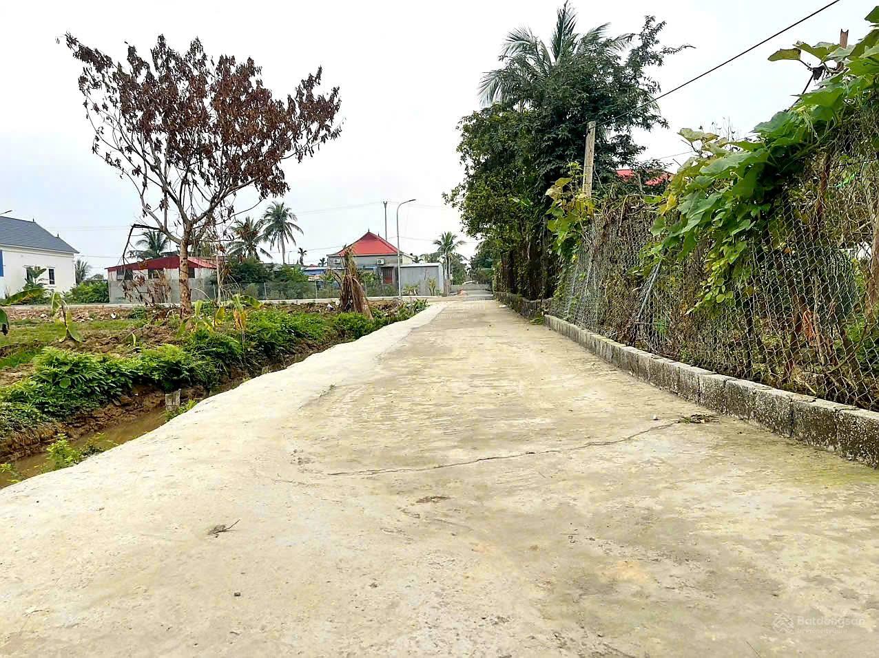 Bán đất Minh Tân, 799 triệu, 83.5m2, pháp lý đầy đủ, đẹp, nhiều tiện ích