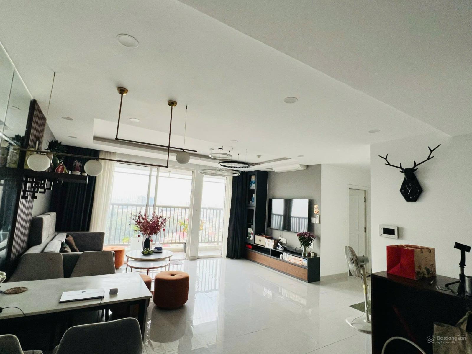 Cần bán căn 3PN căn Góc. Giá 6,950 tỷ bao sổ tại dự án Orchard Park View Hồng Hà, Phú Nhuận