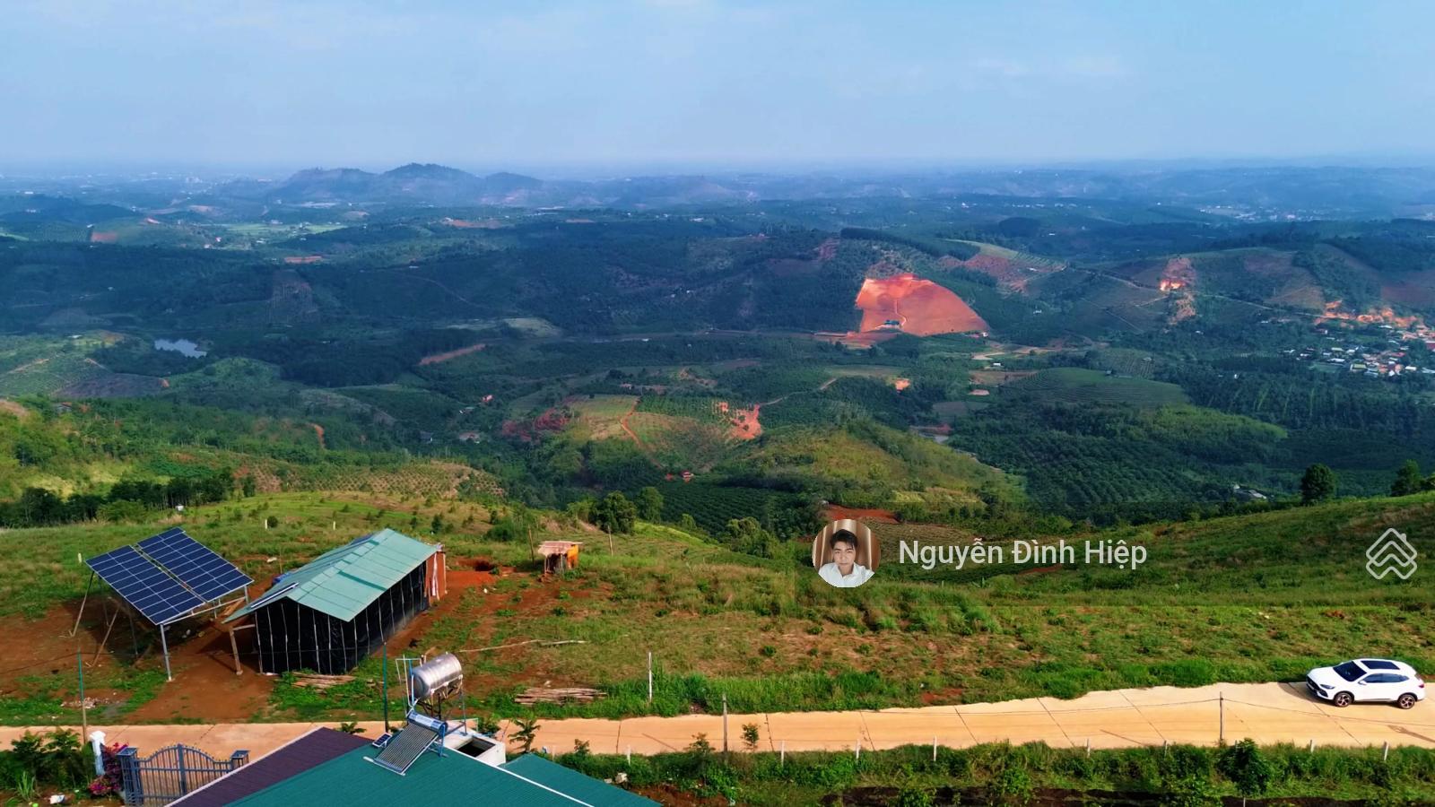 Bán đất TP Gia Nghĩa - 7ha đất view đẹp, sổ hồng riêng, có nhà, ao, vườn cà phê, 7.5 tỷ Bán đất TP Gia Nghĩa - 7ha đất view đẹp, sổ hồng riêng, có nhà, ao, vườn cà phê, 7.5 tỷ