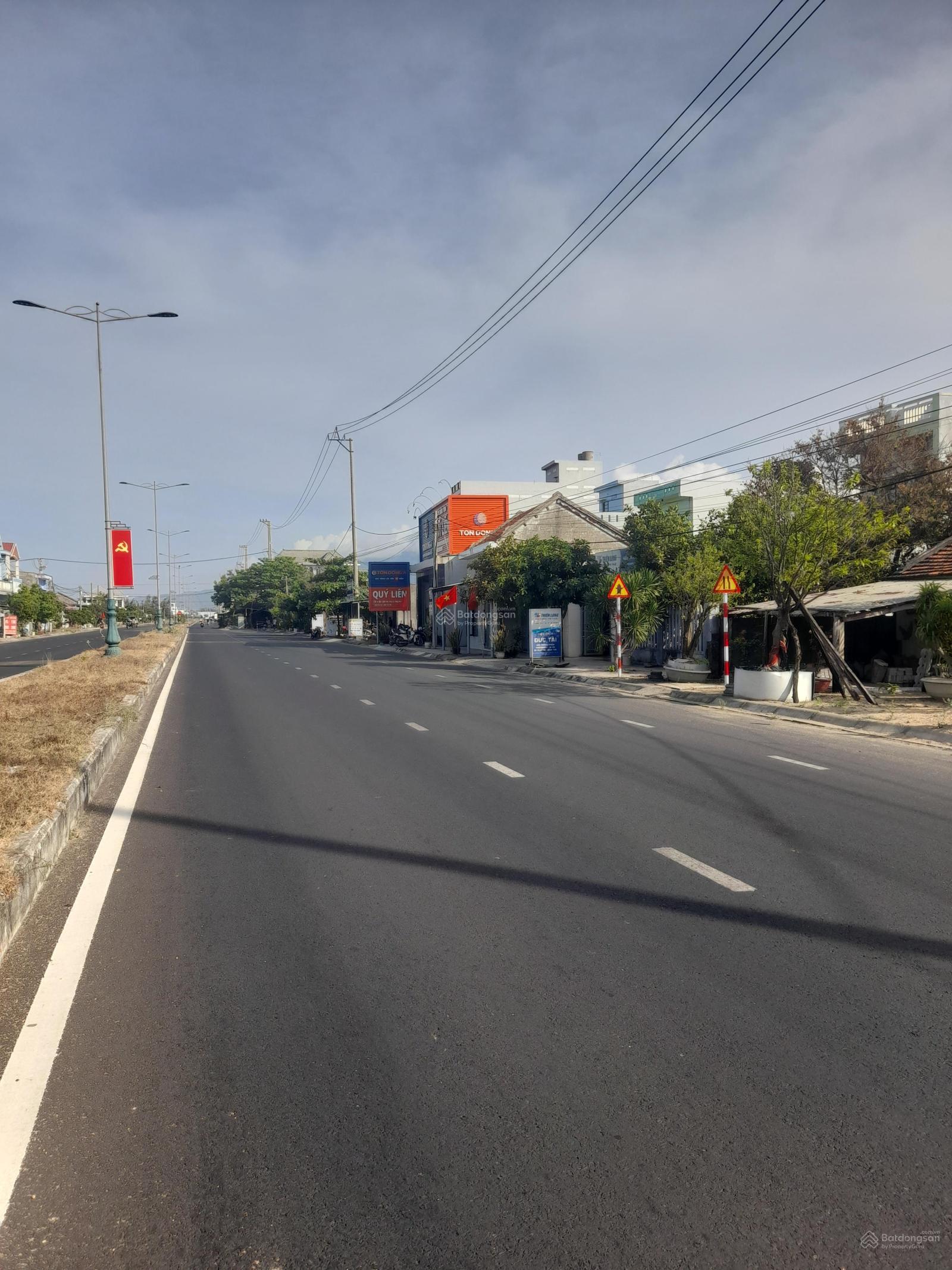 745m2 đất mặt tiền Hùng Vương, Hòa Hiệp Nam, Đông Hòa, gần Thép Hòa Phát 745m2 đất mặt tiền Hùng Vương, Hòa Hiệp Nam, Đông Hòa, gần Thép Hòa Phát