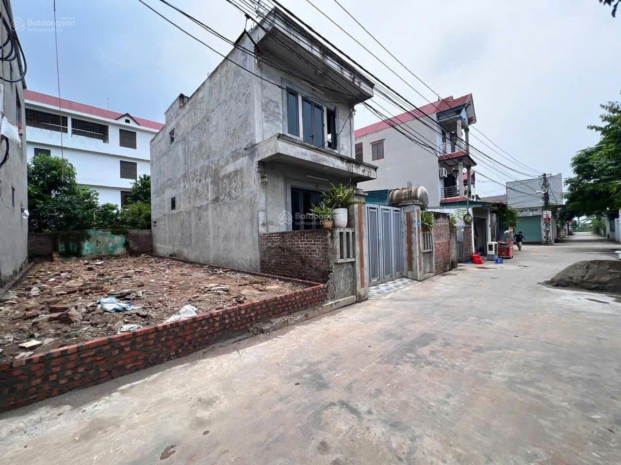 Bán đất trục chính như giá trong ngõ 73m KD đỉnh tại ĐÔng Lai-Quang Tiến-SS.LH 0976 677 ***