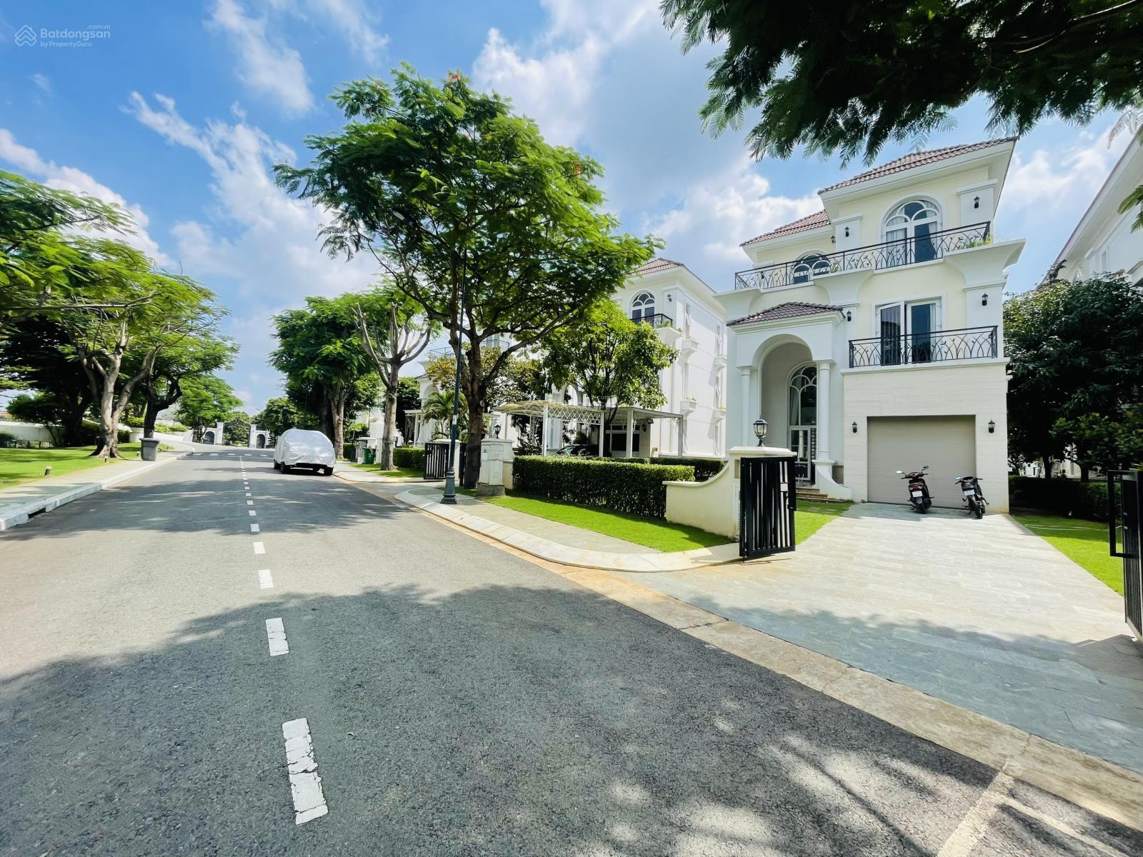 Bán biệt thự đơn lập view sông tại The Venica Khang Điền. Xem nhà liên hệ 0909 121 ***