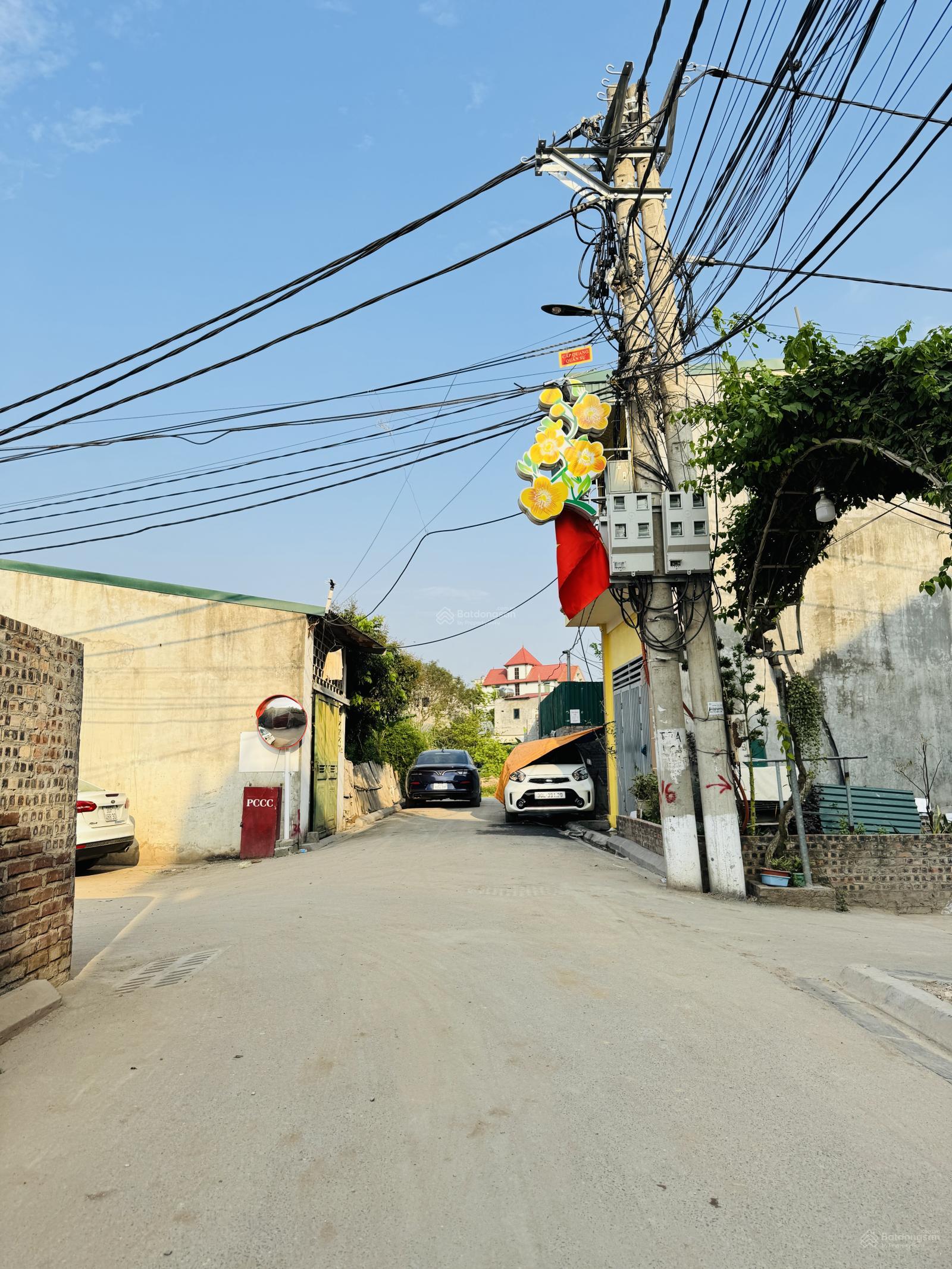 Bán đất tại Võng La Đông Anh, 3,2 ty nhà 2 tầng dt 54,8m2.