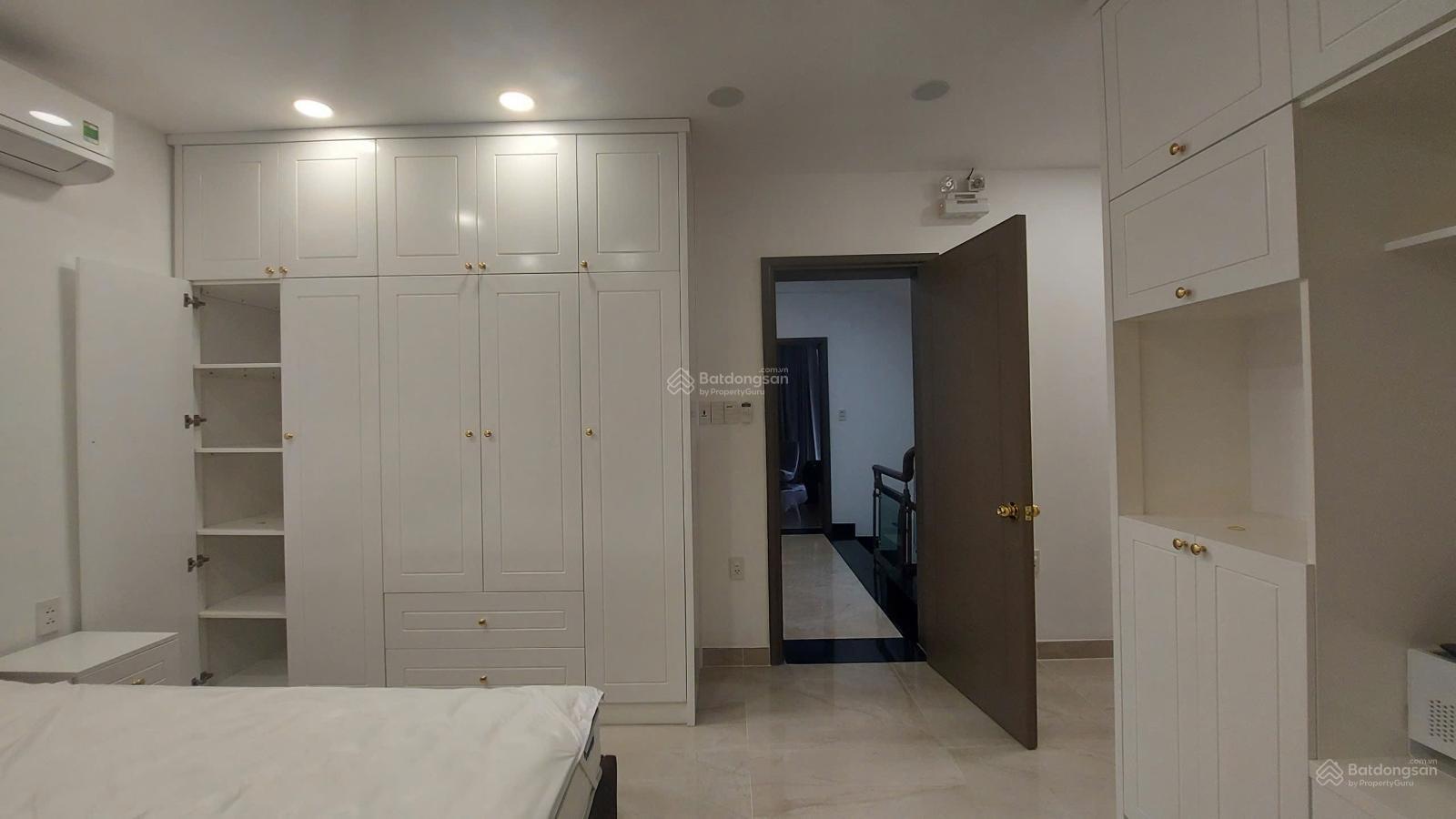 Biệt thự phố Nam Thông 3 Số 3 đường 20, 45,5 tỷ, 126m2, pháp lý đầy đủ, chính chủ