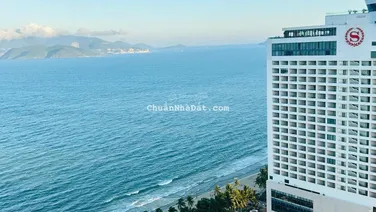 Bán căn toà Nam hướng Nam tầng trung 4.130 tỷ, toà Bắc giá 3.8 tỷ, giá 4.130 tỷ. LH: 0901 383 ***