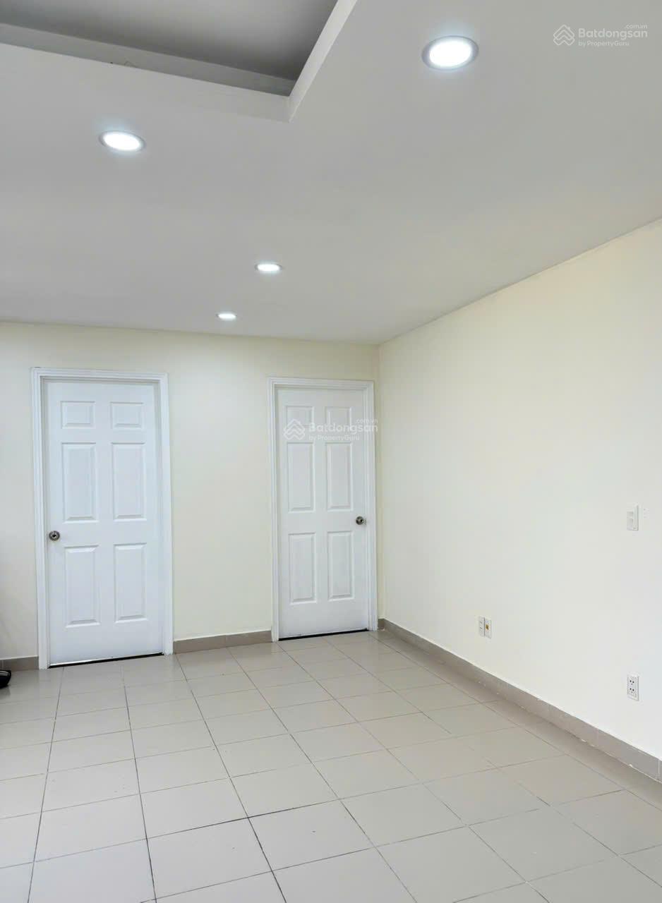 Bán nhanh căn hộ Hà Đô Nguyễn Văn Công, Gò Vấp 74m2, 2PN2WC sổ hồng 4.7 tỷ.đủ nội thất 0932 834 ***